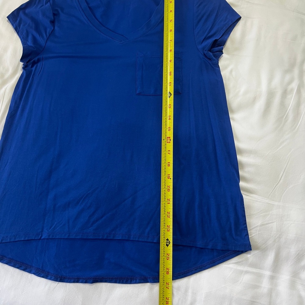 Cable & Gauge Royal Blue V-Neck Pocket Tee High-Low Hem Medium cobalt basics - Picture 10 of 10